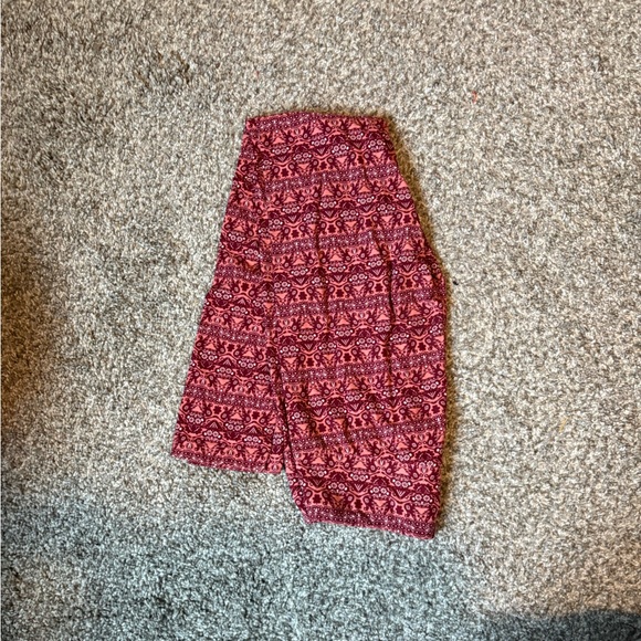LulaRoe leggings 
one size 
never worn 
Multi Colored - Picture 2 of 3